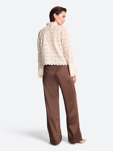 Rich & Royal Blouse in Wit