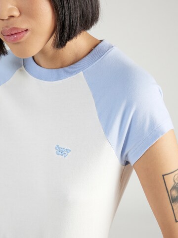 T-shirt 'Essential' Superdry en blanc