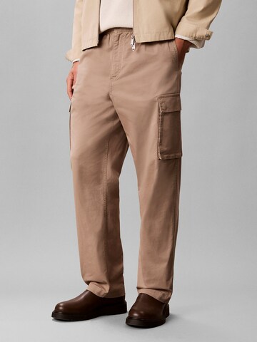 Loosefit Pantalon cargo Calvin Klein Jeans en beige : devant