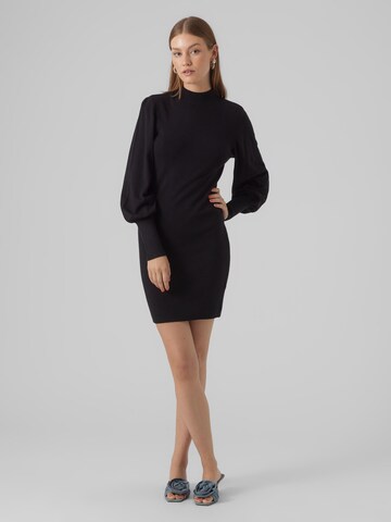 VERO MODA Knitted dress 'Holly' in Black