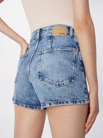 DRYKORN Regular Shorts in Blau