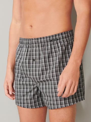 SCHIESSER Boxershorts in Grijs: voorkant