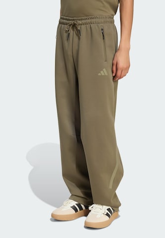 ADIDAS SPORTSWEAR - Pierna ancha Pantalón deportivo 'Z.N.E.' en verde: frente