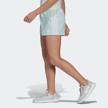 ADIDAS SPORTSWEARregular Sportske hlače 'Essentials' - zelena boja