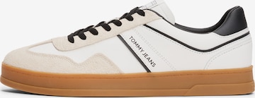 Tommy Jeans Низкие кроссовки 'THE GREENWICH' в Бежевый: спереди