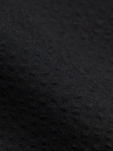 ENRAGE - Ajuste confortable Camisa 'LETTER' en negro