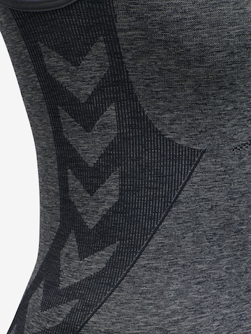 Hummel Sports Top in Grey