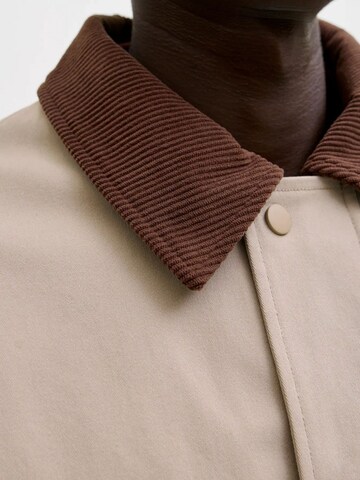 Veste mi-saison Jacks & Jones en beige