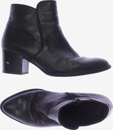 GABOR Dress Boots in 39,5 in Black: front