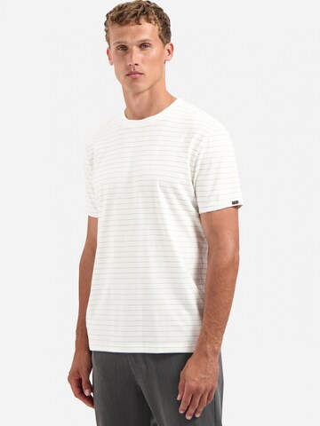 No Excess T-Shirt in Weiß: Vorderseite