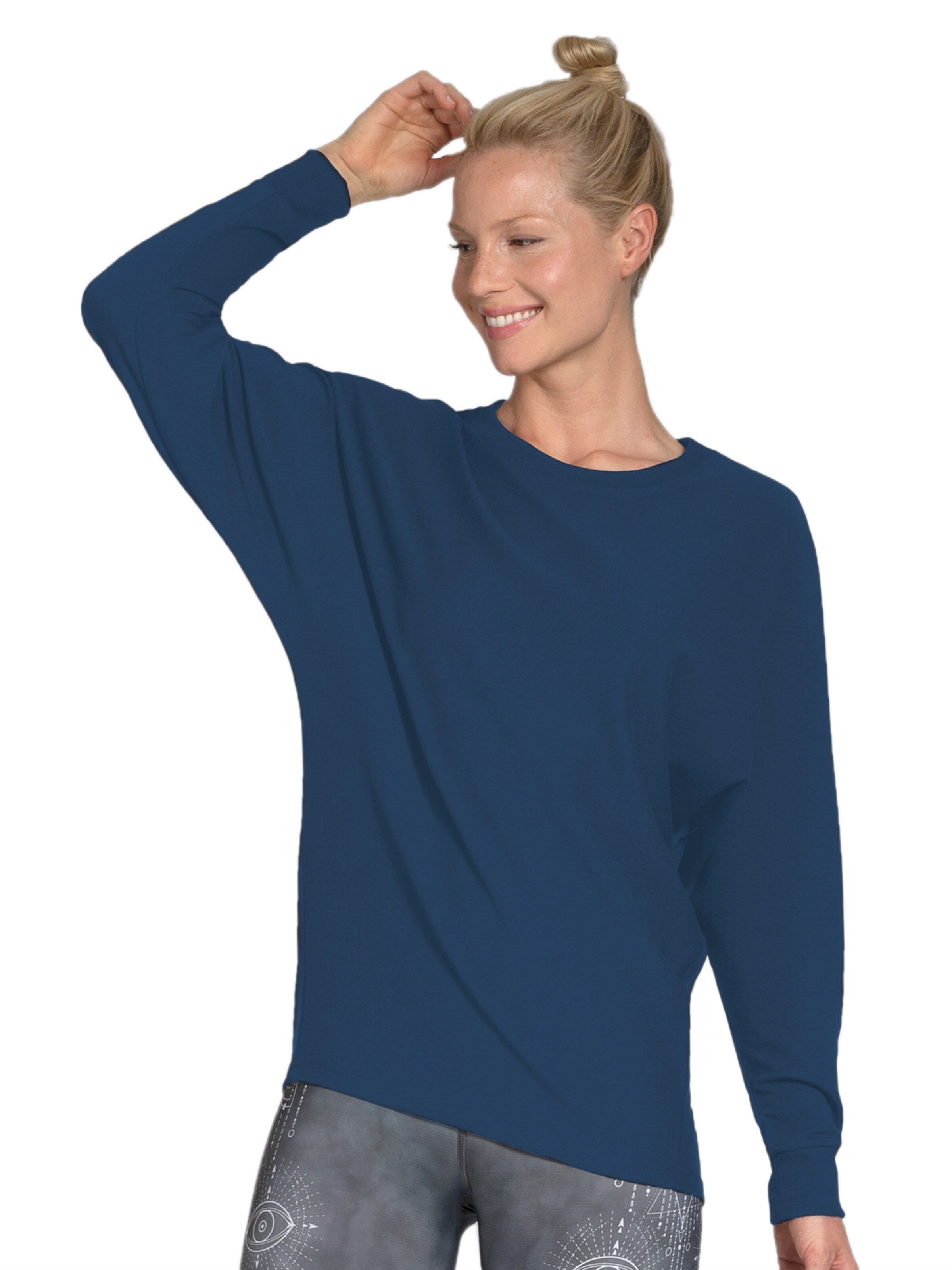 Magadi Sportpullover 'Anna' in Blau: Vorderseite