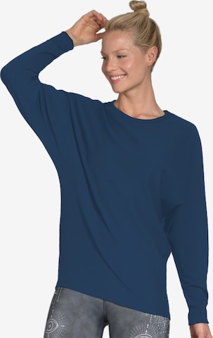 Magadi Sportpullover 'Anna' in Blau: Vorderseite
