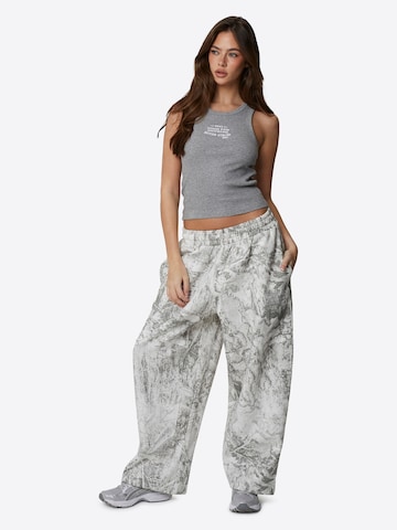 Haut Good For Nothing en gris