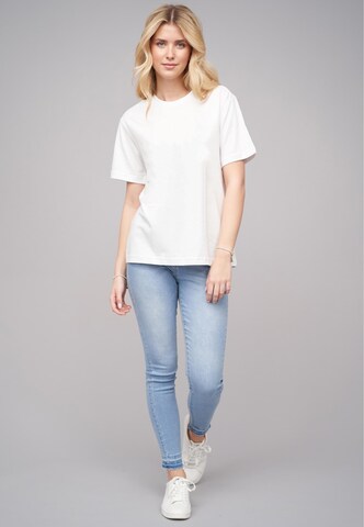 T-shirt 'Locally Grown' Cloud5ive en blanc