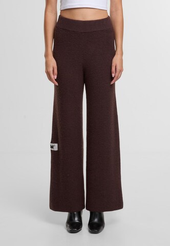 Another Cotton Lab Wide Leg Hose 'Another' in Braun: Vorderseite