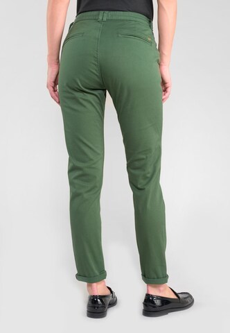 Regular Pantalon chino 'Dyli 6' Le Temps Des Cerises en vert