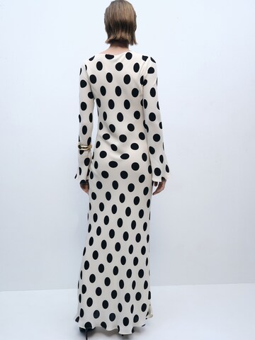 Rochie 'Alergia' de la MANGO pe bej