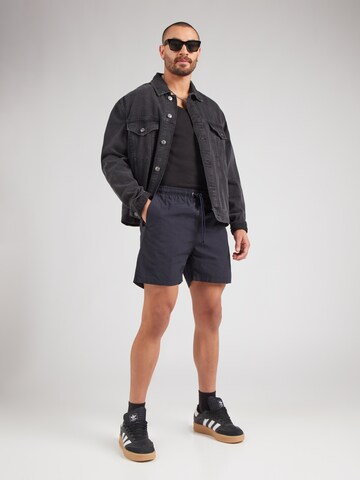 NORSE PROJECTS Regular Shorts in Blau