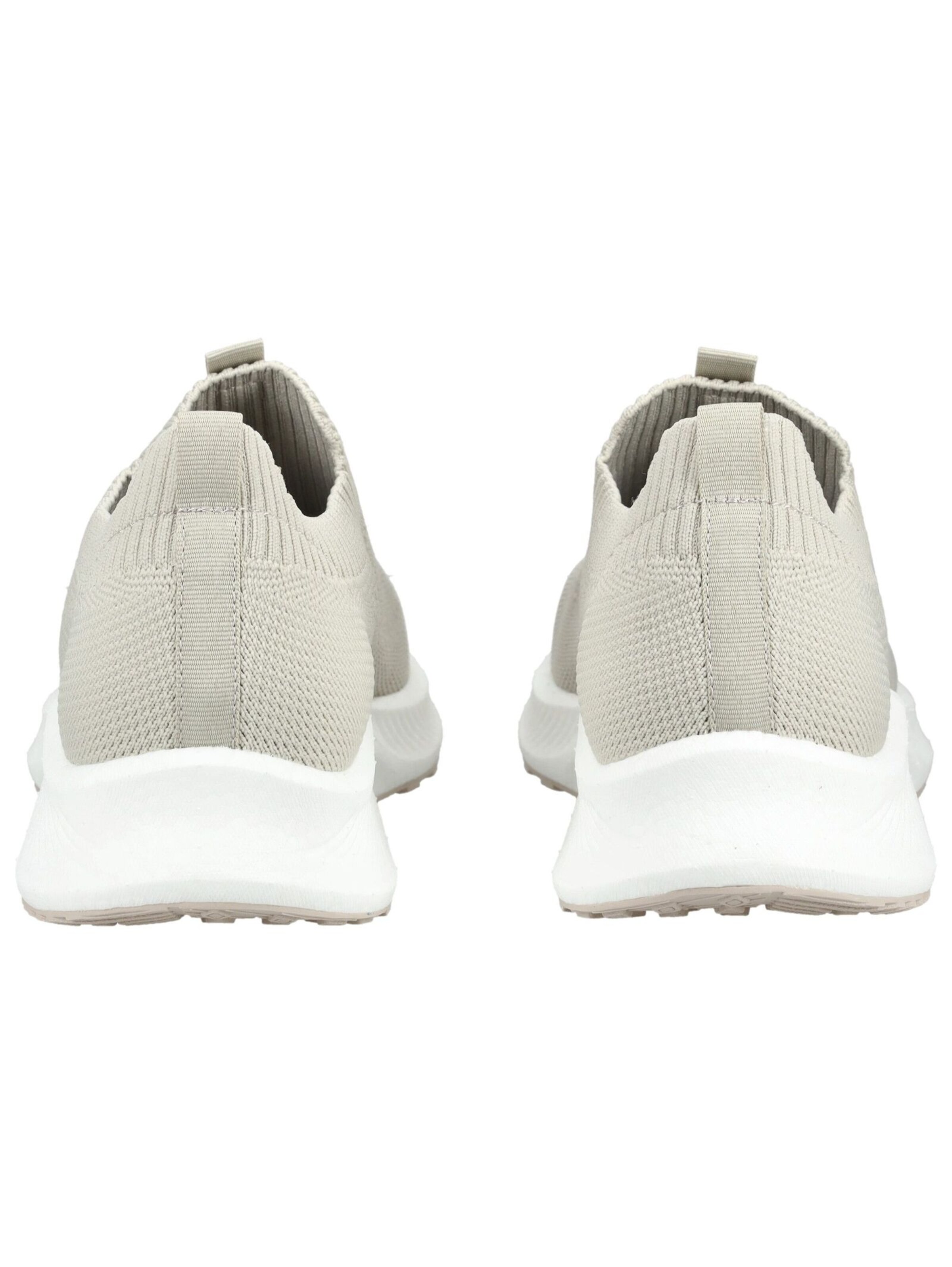 ARA Platform trainers in Grey