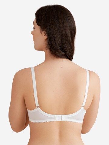 Conturelle Bra 'Provence' in Beige