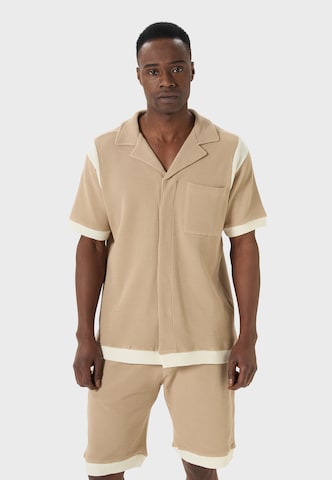 Tenue d'intérieur Tom Barron en marron : devant