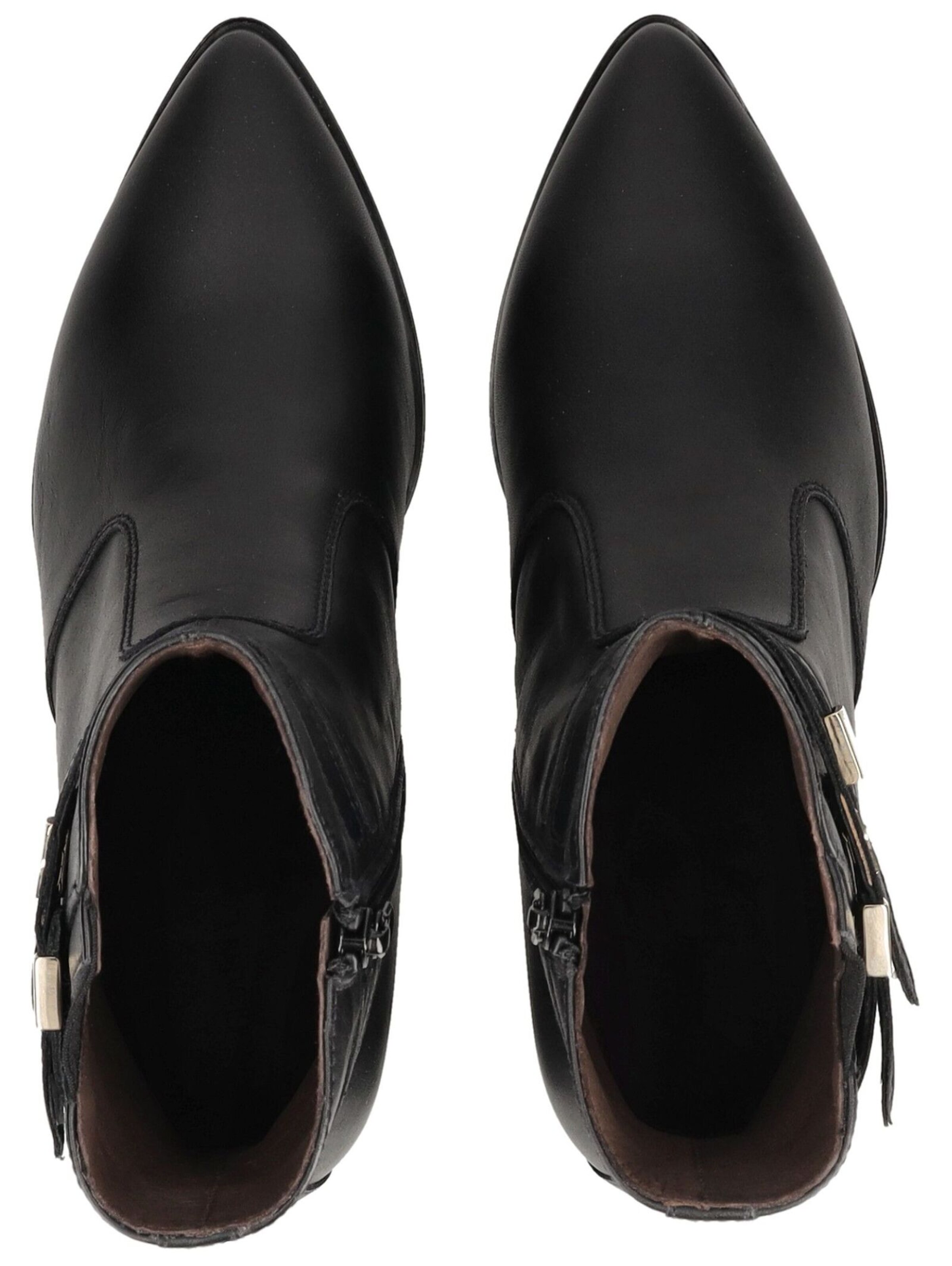 Nero Giardini Ankle Boots in Black