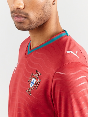 Tricot 'Portugal 2026' de la PUMA pe roșu