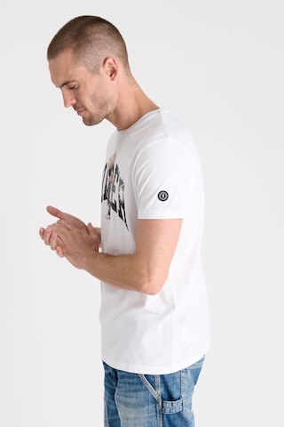 T-Shirt 'Danis' Le Temps Des Cerises en blanc