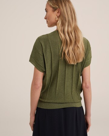 WE Fashion Sweater in Green