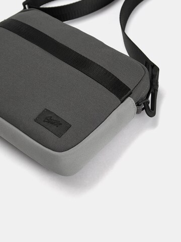Sac à bandoulière 'STWD' Pull&Bear en gris