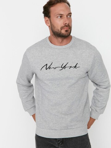 TrendyolSweater majica - siva boja