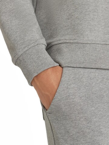 FALKE Sweatshirt 'Sweat'‌‌‌‌‌‌ in Grau