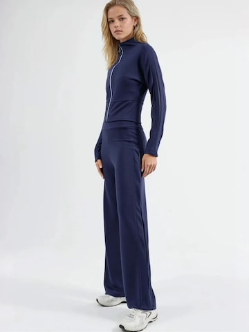 Lady Bersan Huispak 'Zweiteiliges Set' in Blauw: voorkant