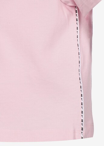 Nike Sportswear T-shirt 'Repeat' i rosa