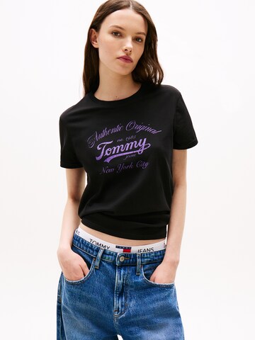 Tommy Jeans Paita 'Essential' värissä musta: etupuoli