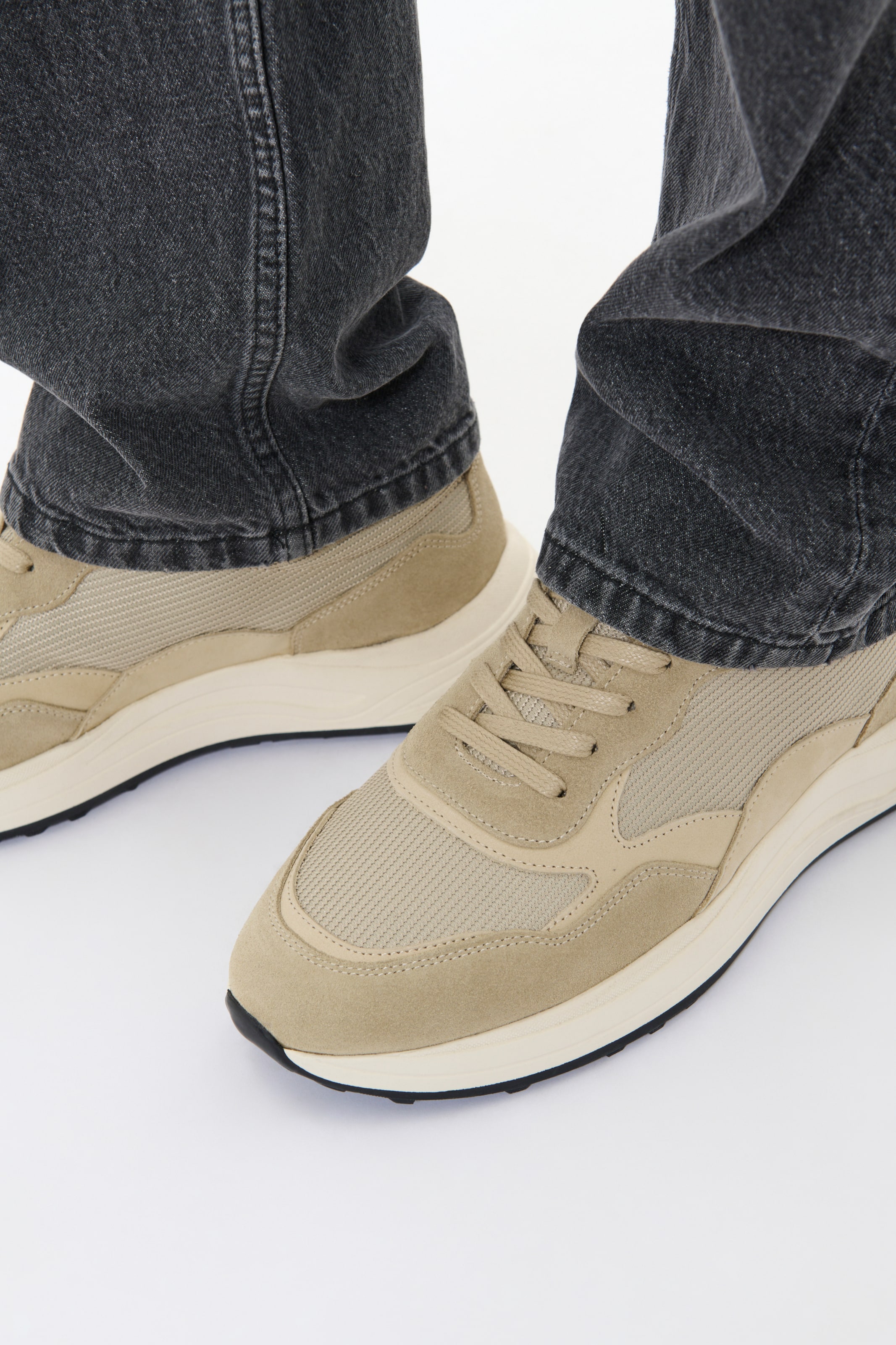 Matinique Sneaker in Beige