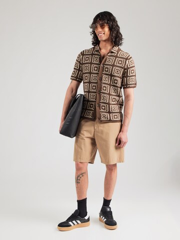 Comfort fit Camicia di Only & Sons in marrone