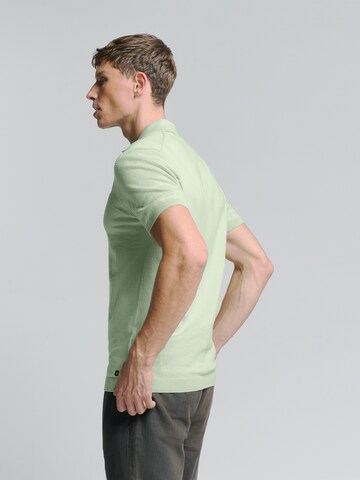 No Excess Shirt in Green