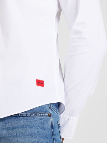 HUGO - Ajuste estrecho Camisa 'Ermo' en blanco