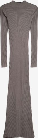 Bershka Knitted dress in Grey: front