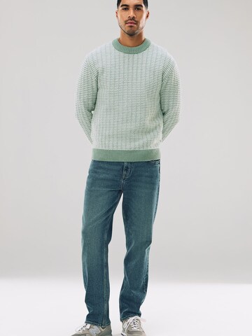 žalia Next Megztinis