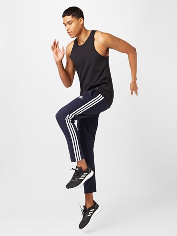 Coupe slim Pantalon de sport 'Essentials Tapered Open Hem 3-Stripes' ADIDAS SPORTSWEAR en bleu