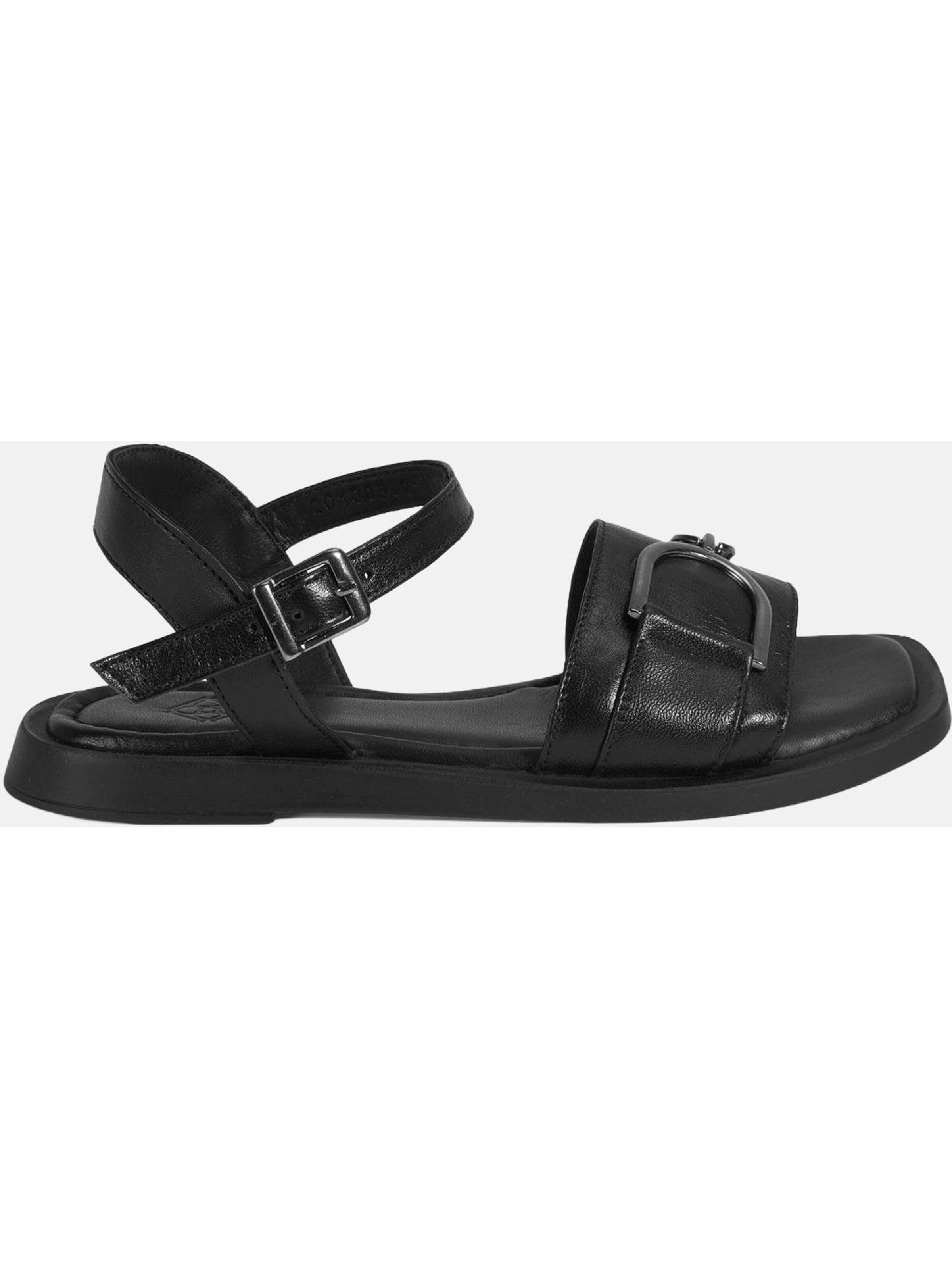 Desa Sandals in Black