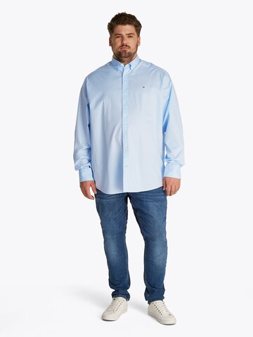 Tommy Hilfiger Big & Tall Comfort fit Koszula w kolorze niebieski