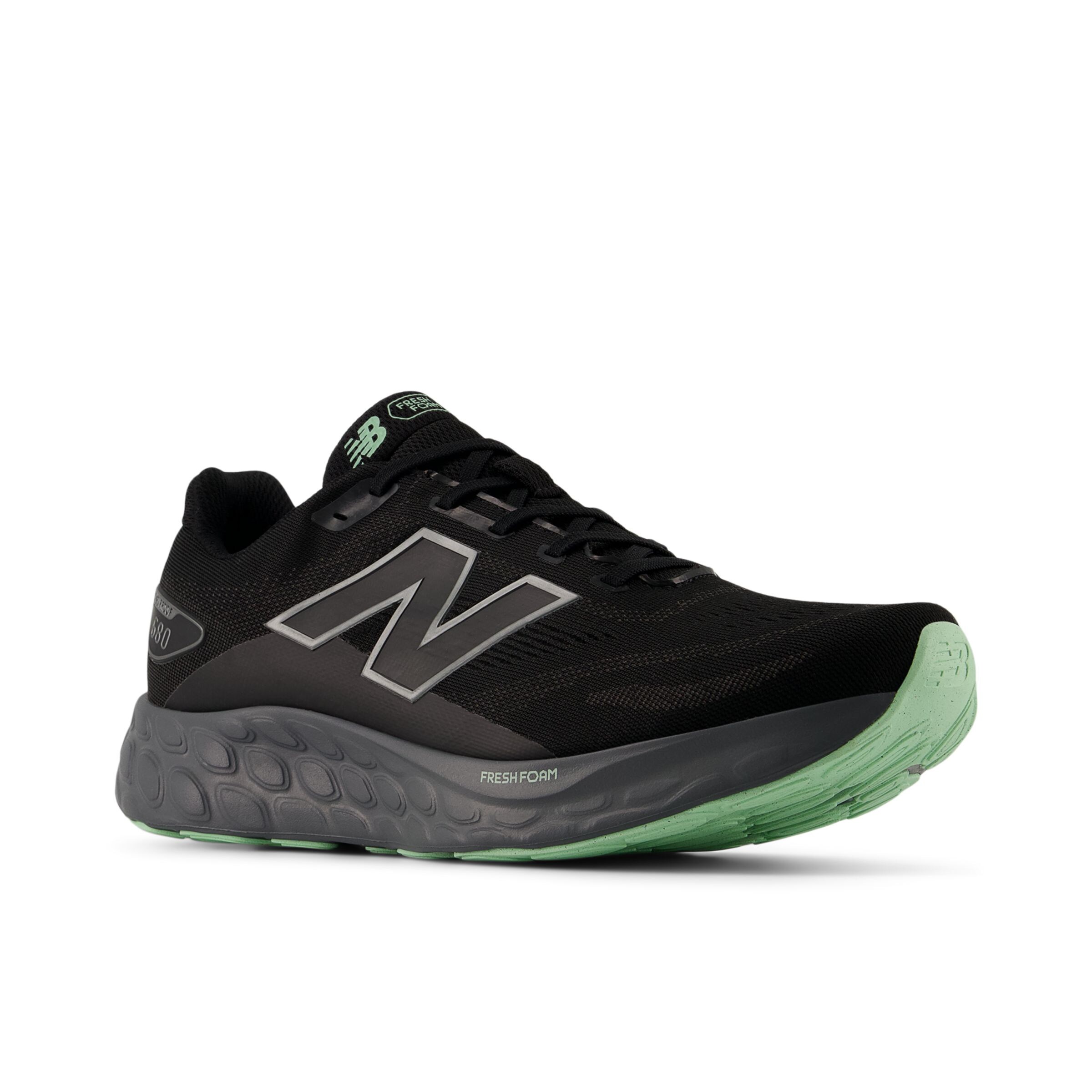 Chaussure de course new balance en noir