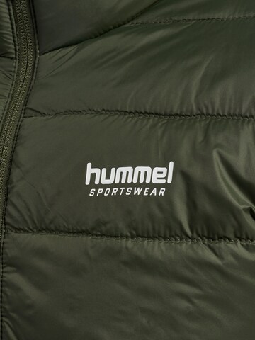 Hummel Between-Season Jacket in Green