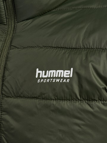Hummel Between-Season Jacket in Green