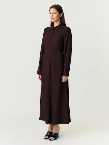 YAS Shirt dress 'YASSafera' in Brown