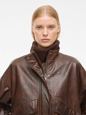 ROUGE EDIT Tussenjas in Bruin