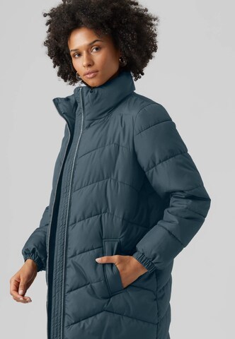 VERO MODA Wintermantel 'LIGA' in Blauw